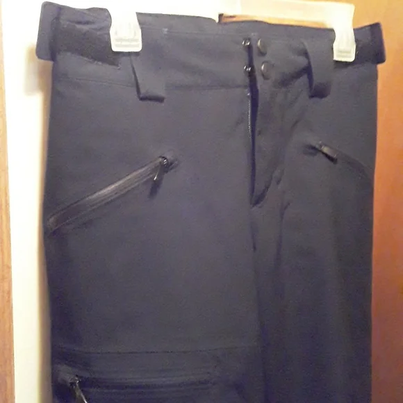 Marmot.ski pants. - Picture 3 of 16